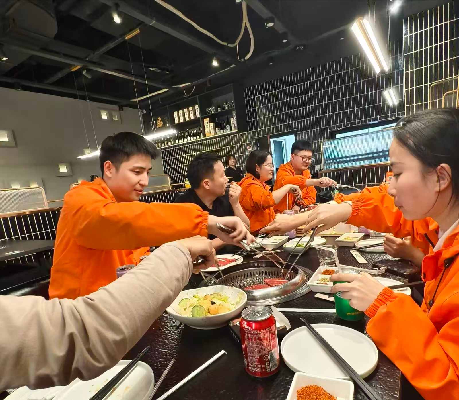 ¿Cómo ayuda la actividad de formación de equipos a Zhejiang SEAVEROptimizar la I+D y la producción de máquinas de café domésticas?